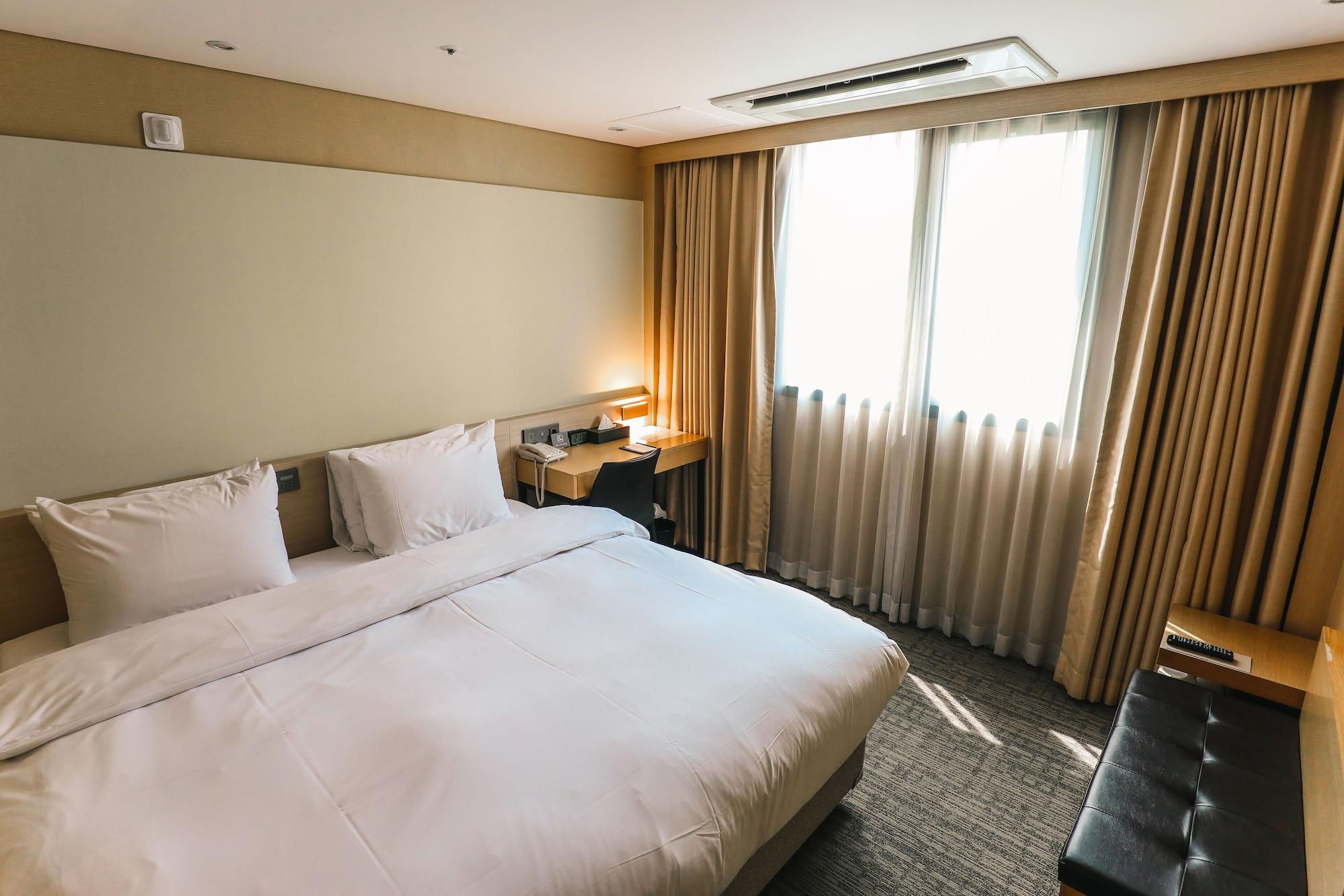 On City Hotel Cheonan Eksteriør bilde