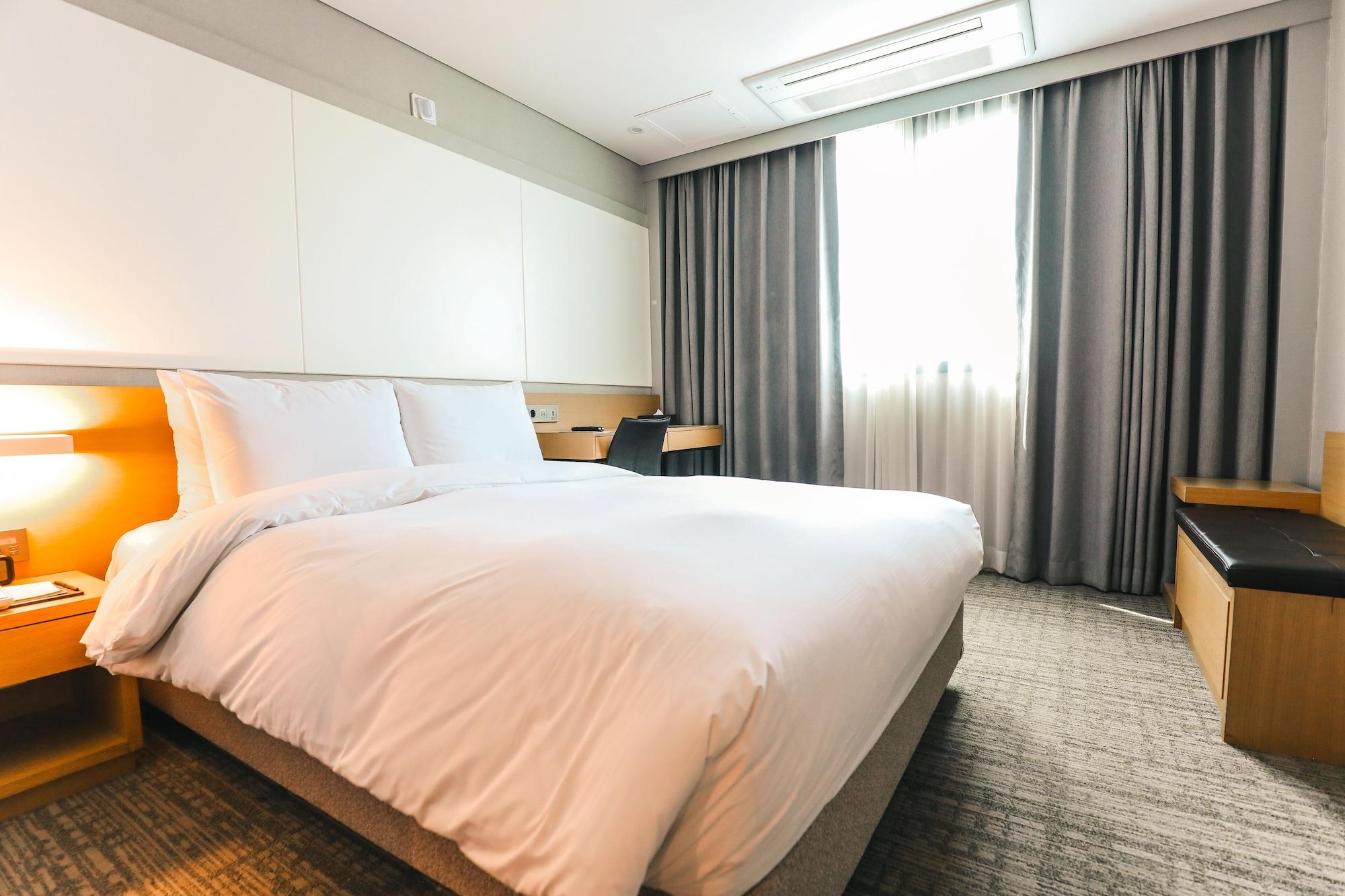 On City Hotel Cheonan Eksteriør bilde